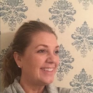 Meet your Posher, Becky